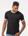 variant:Black/White