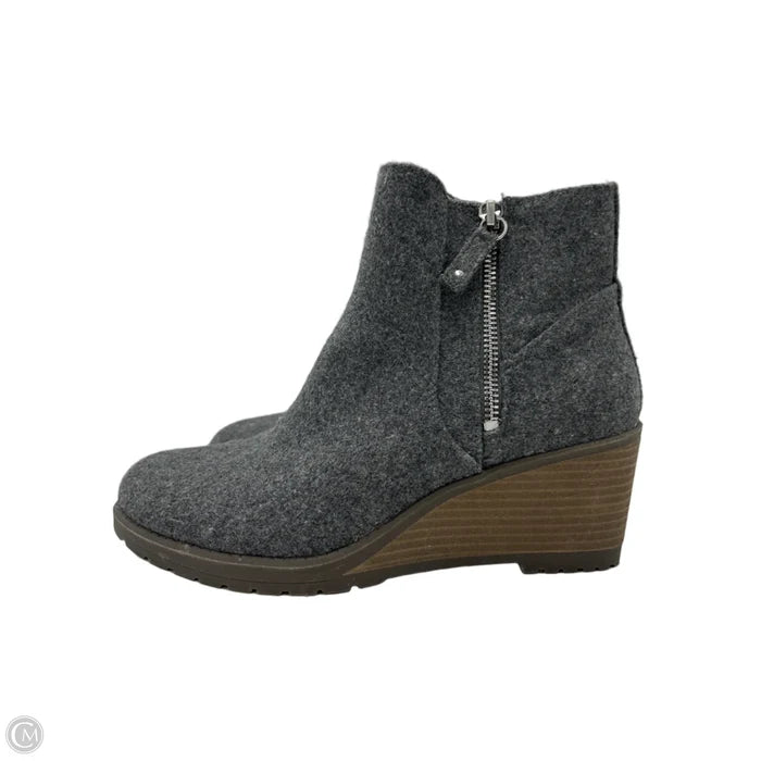 Boots Ankle Heels By Dr Scholls In Grey, Size: 9.5