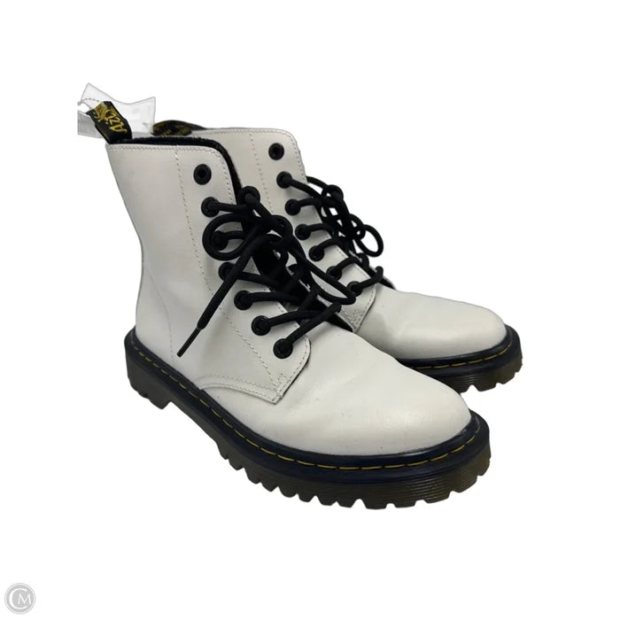 Boots Designer By Dr Martens In White, Size: 7 (38)