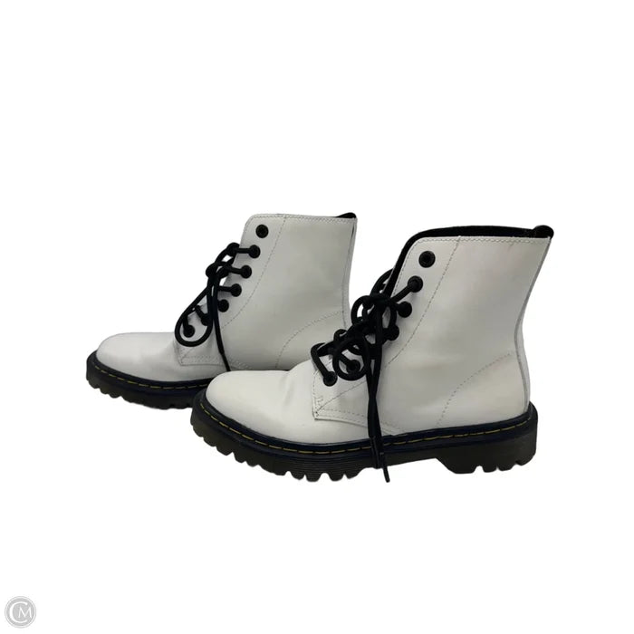 Boots Designer By Dr Martens In White, Size: 7 (38)