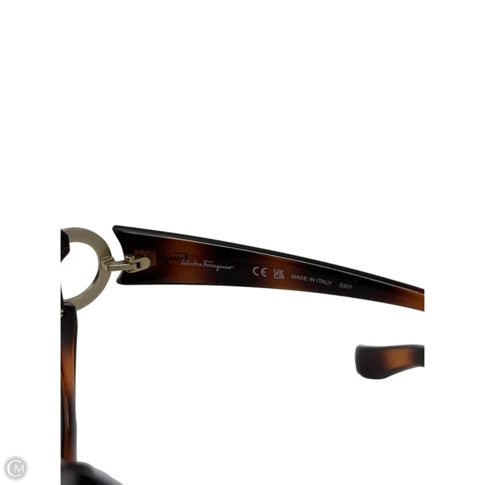 Salvatore Ferragamo Oval Gancubu Luxury Sunglasses