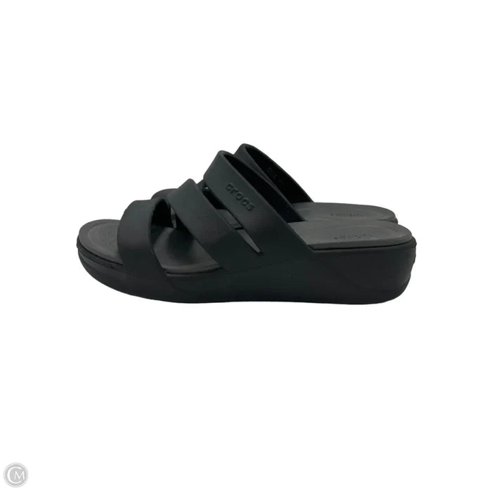 Sandals Sport By Crocs In Black, Size: 9