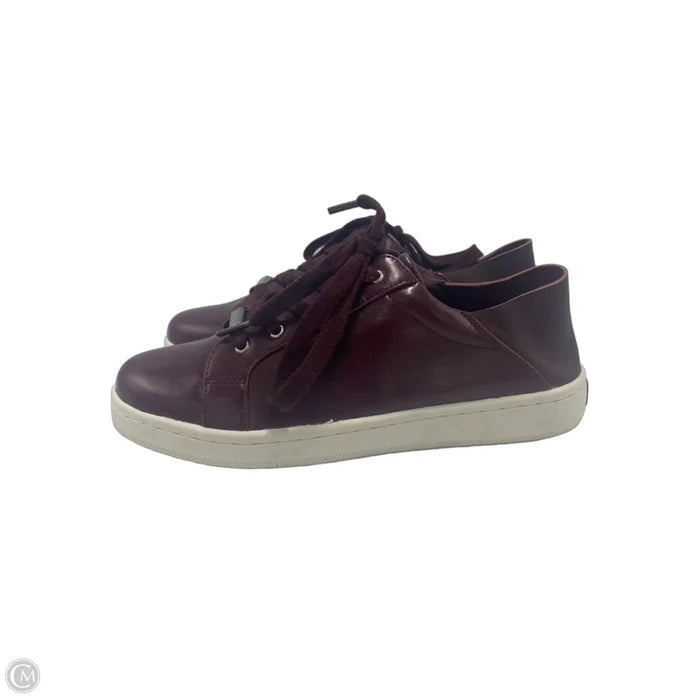 Shoes Flats By Calvin Klein In Maroon, Size: 9