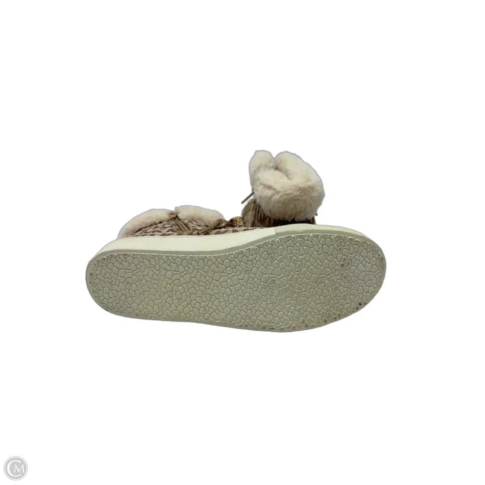 Shoes Sneakers By Michael Kors In Gold & Tan, Size: 5