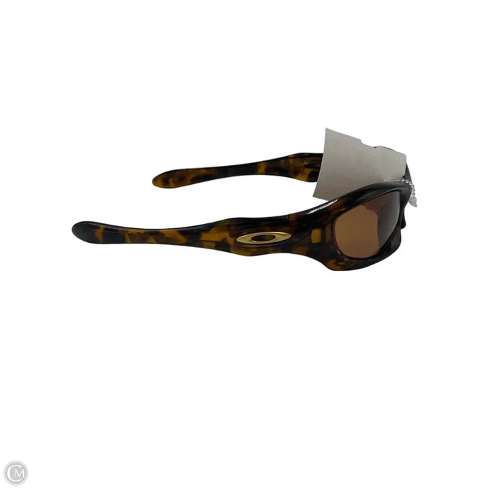 Sunglasses Designer By Oakley